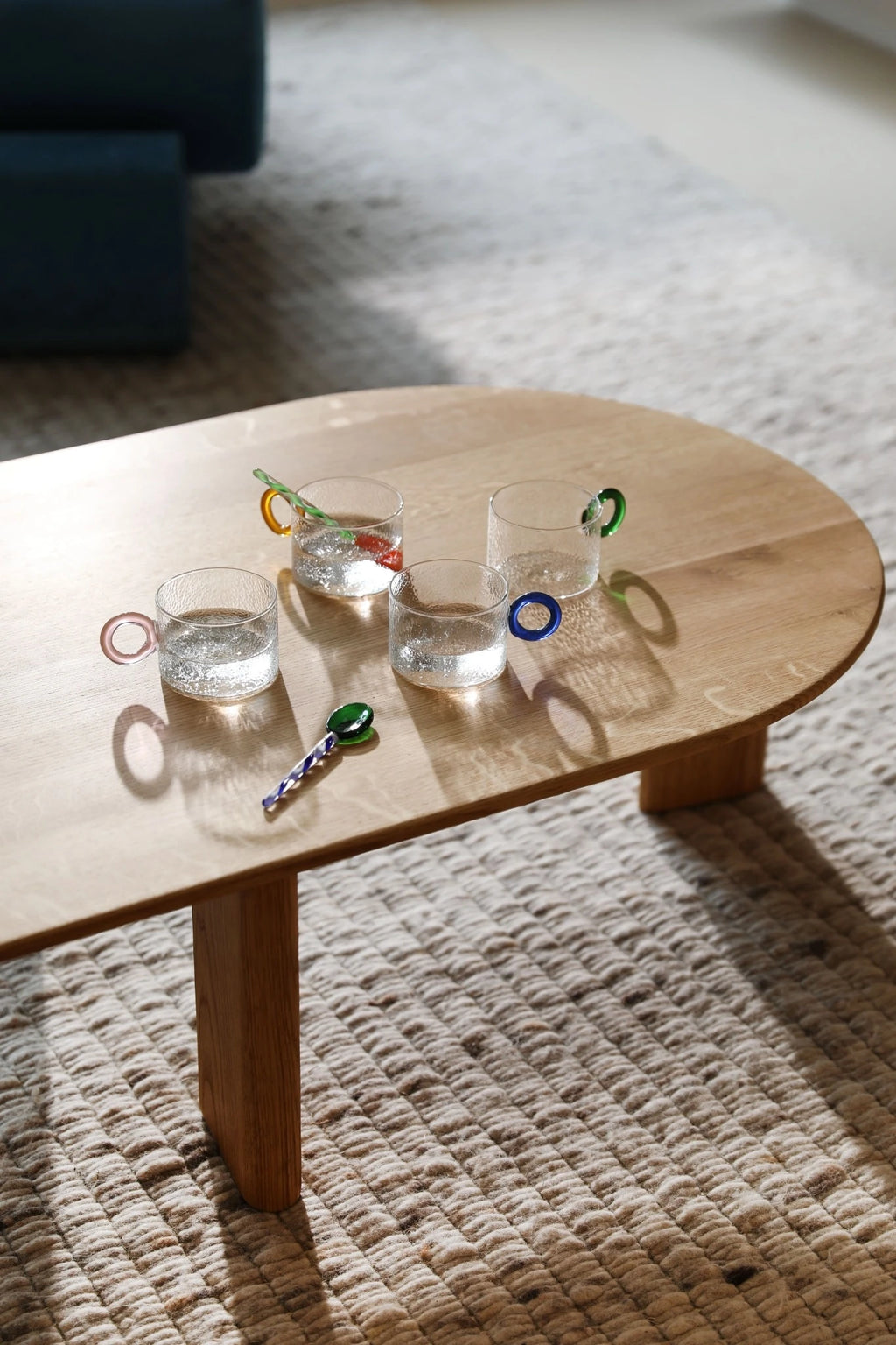 Glass chiquito set of 4 彩色玻璃圈小杯 （四只)