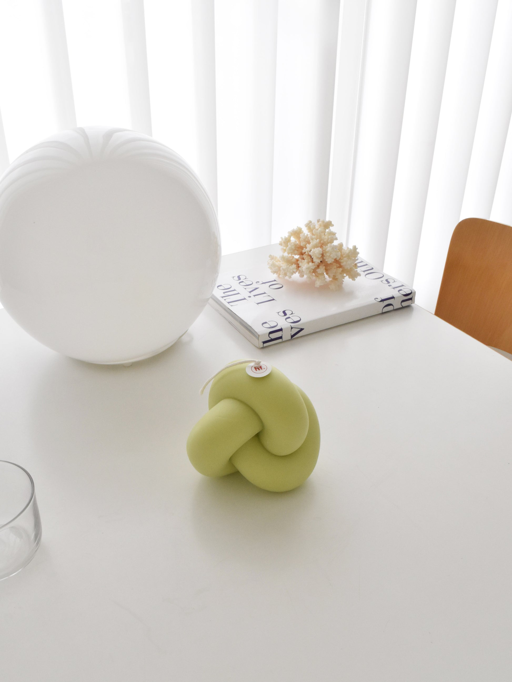 Tube Knot Candle，韓國設計品牌，天然大豆香氛蠟燭