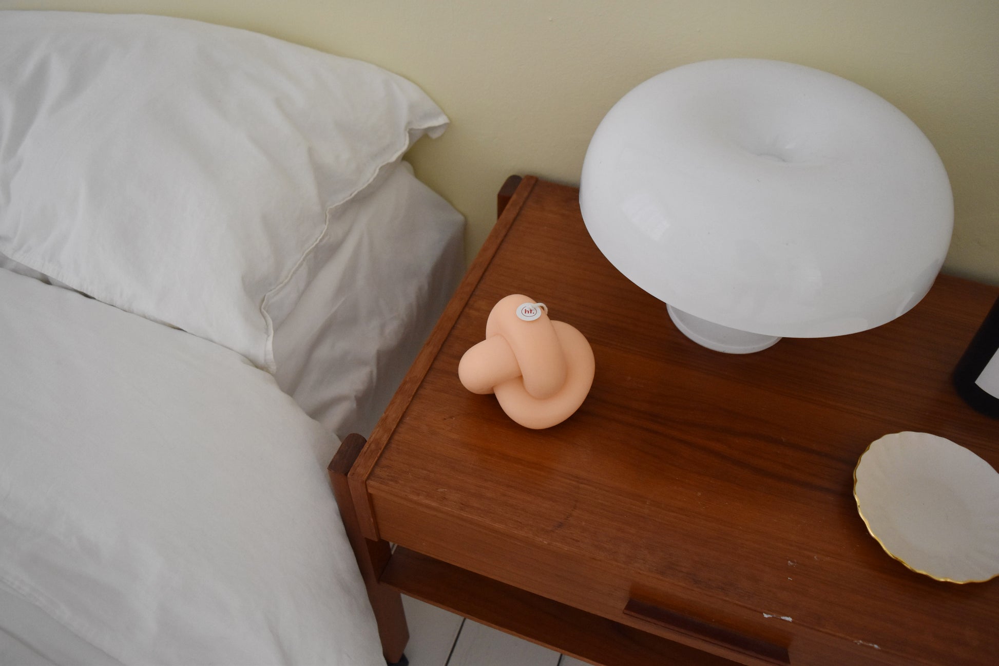 Tube Knot Candle，韓國設計品牌，天然大豆香氛蠟燭