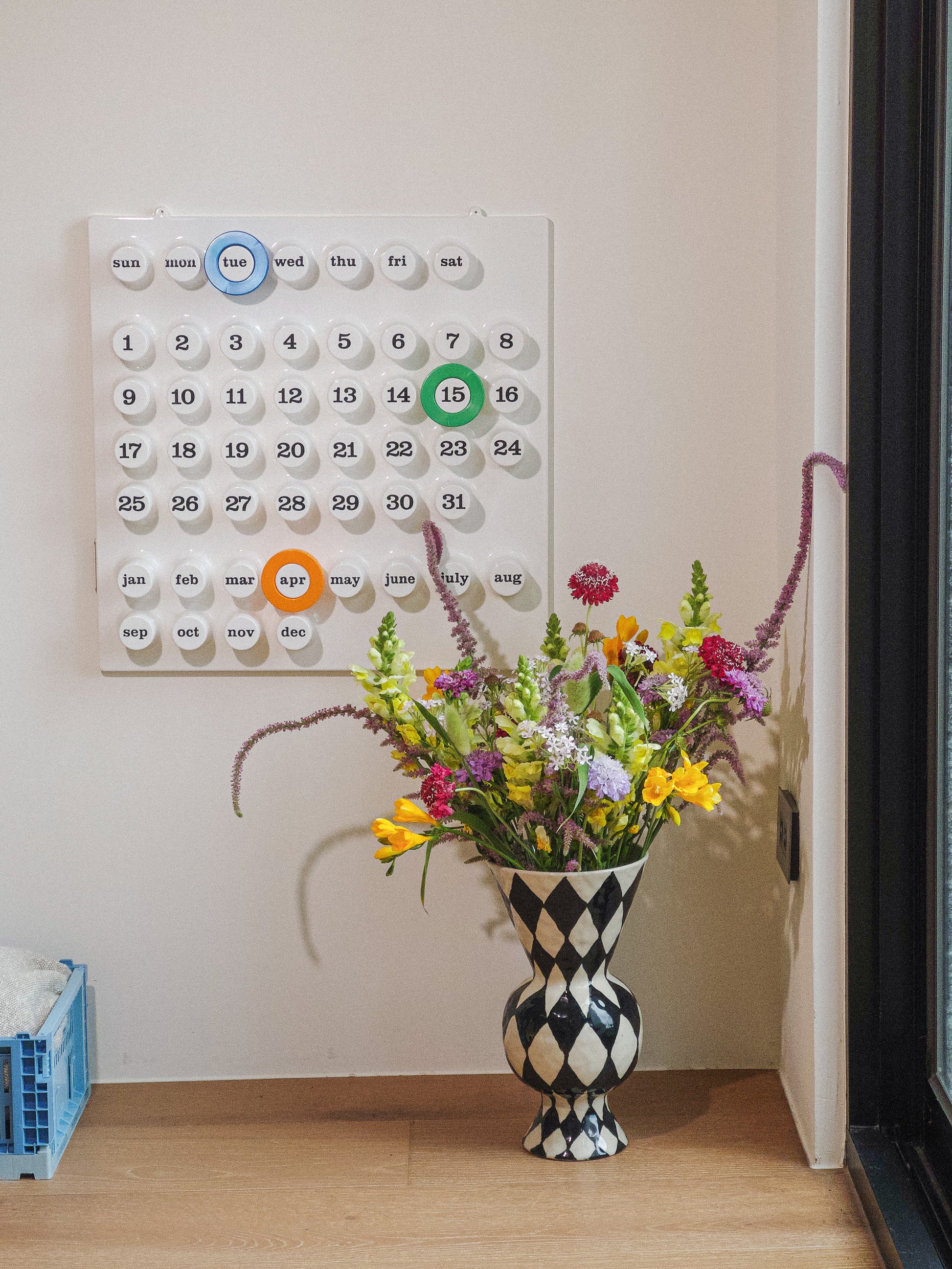 PERPETUAL CALENDAR (WHITE) 義大利設計萬年曆（白)