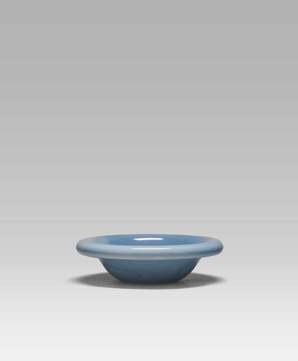 澳洲設計品牌，Softedge Breakfast Bowl早餐碗，Cornflower 藍，日本手工製高品質陶瓷，圓潤質感，平視圖