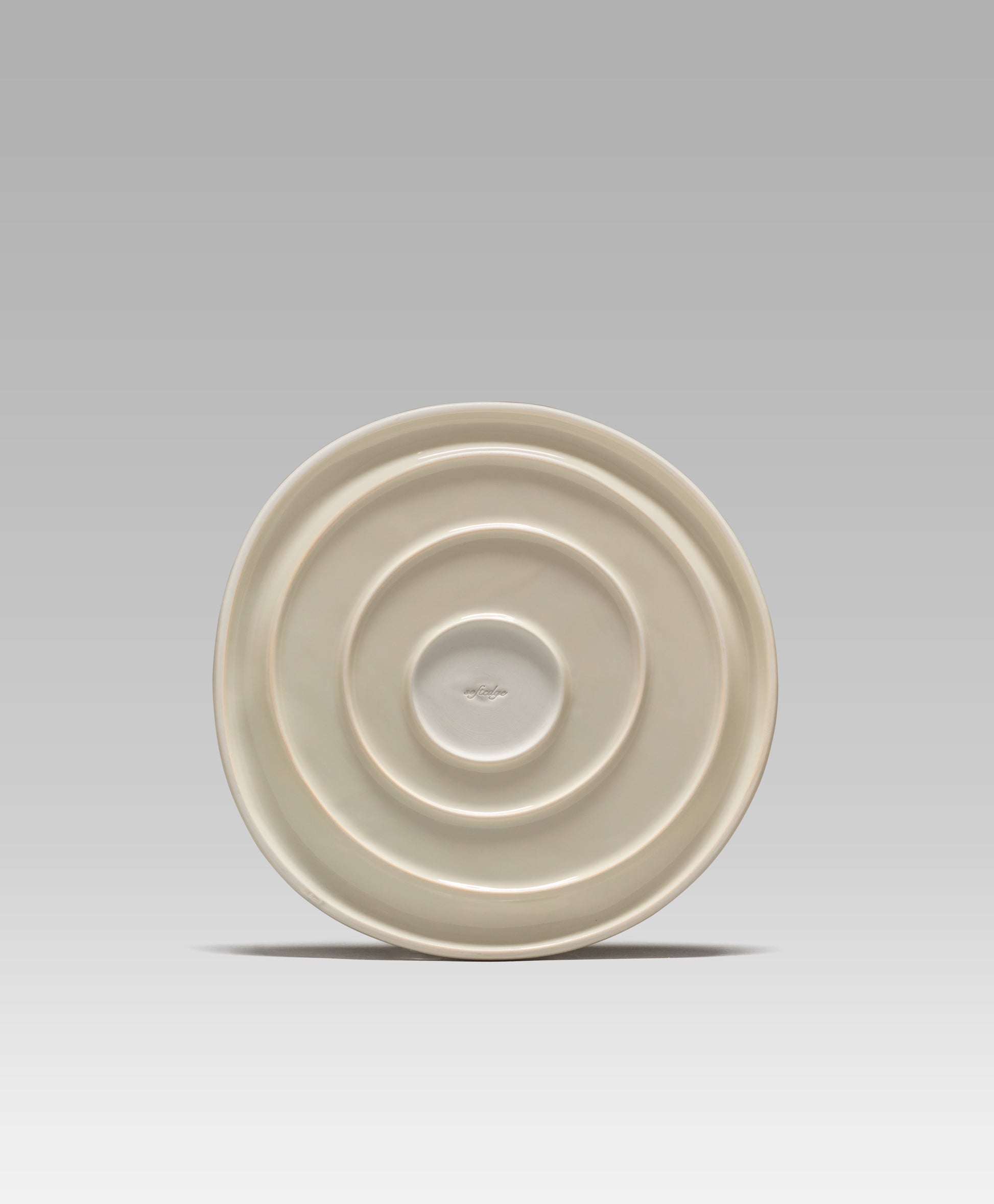 澳洲設計品牌，Softedge  Dinner Plate，Marshmellow 白